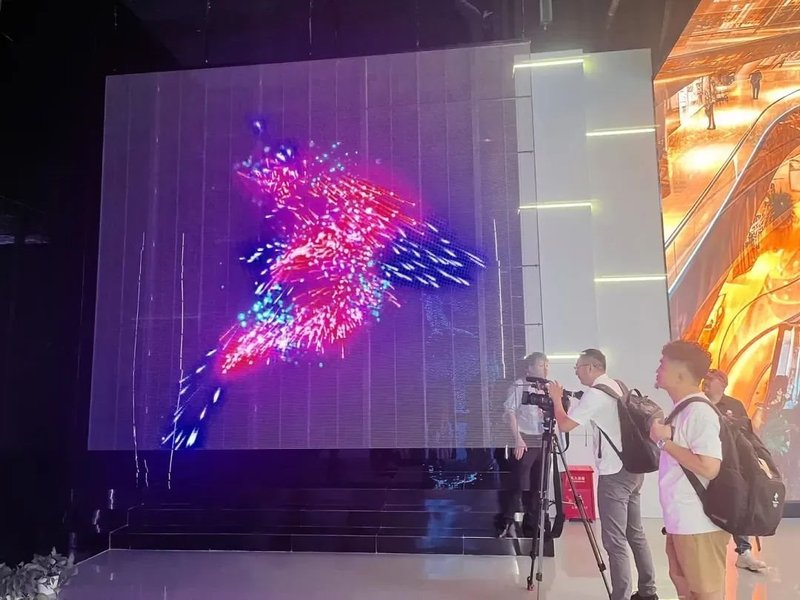 意大利国家台、韩国MBN等海内外媒体莅临洲明大亚湾园区参观访问