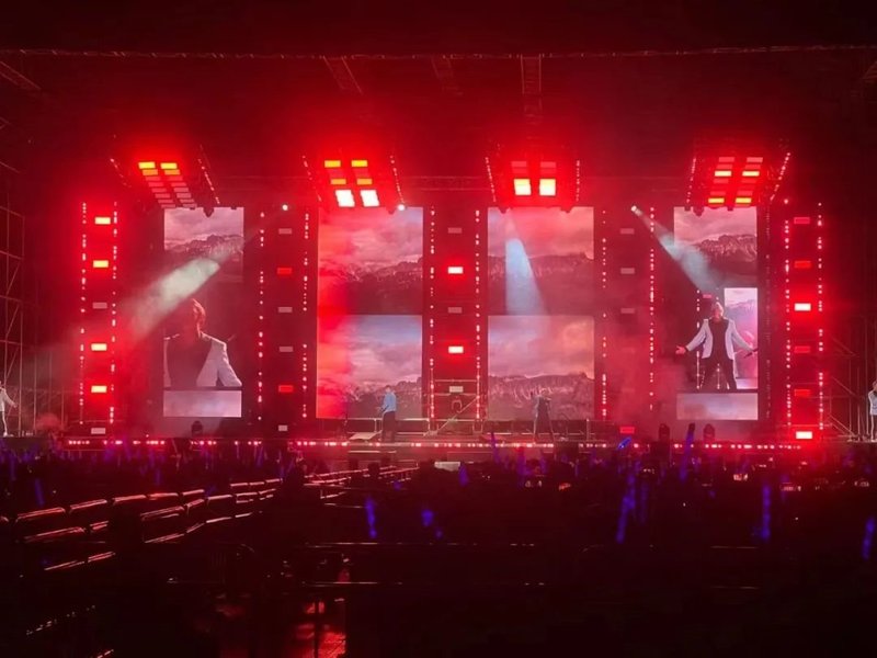 案例集锦丨UT透明屏助力全球歌星震撼开唱