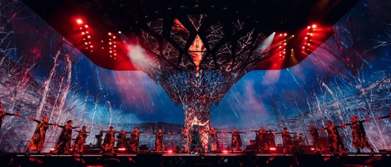 案例集锦丨UT透明屏助力全球歌星震撼开唱