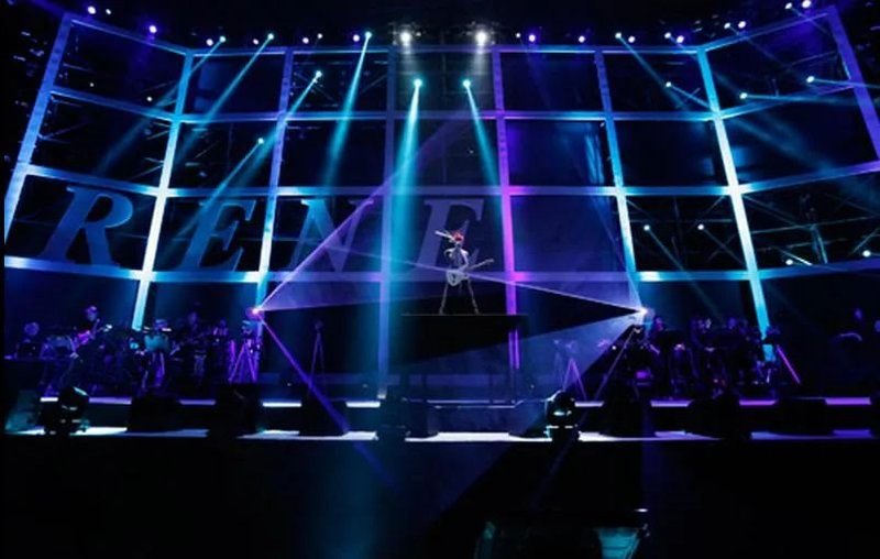 热搜刷屏舞台背后的LED显示屏，让人直呼“泰裤啦！”