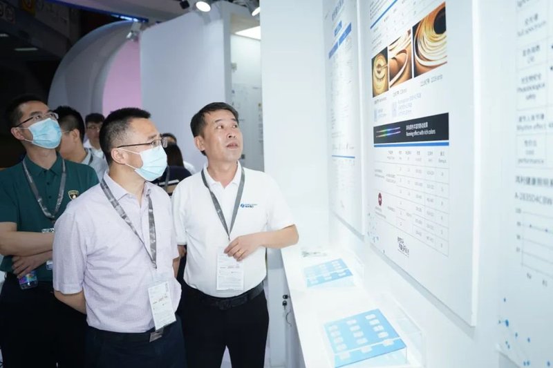 聚焦科技创新，赋能卓越品质丨鸿利智汇在光亚展与您探索“光+未来”