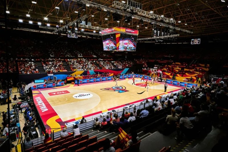 国际篮联LED官方供应商丨洲明预祝2023 FIBA篮球世界杯圆满成功！