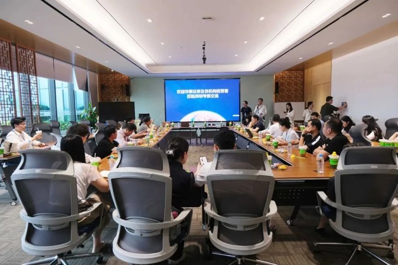 首场“走进洲明“系列投资者交流活动圆满落幕