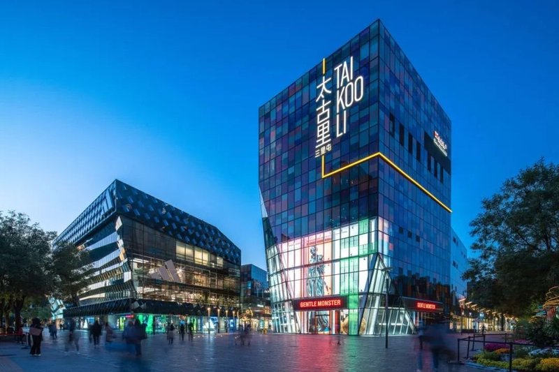 英皇电影城北京三里屯店开业，洲明LED玩转沉浸观影新体验