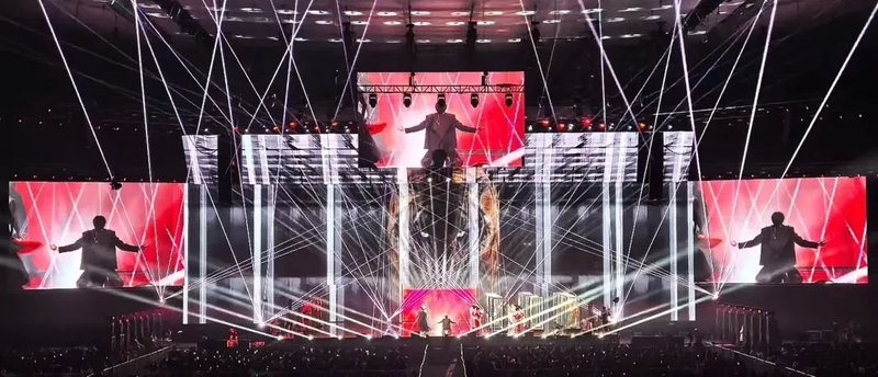 利亚德科技赋能 | 张艺兴主演音乐话剧《受到召唤敦煌》北京盛大首演