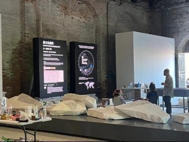 媒体报道 | 利亚德显示技术赋能威尼斯国际艺术双年展