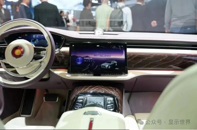 维信诺以顶级显示助力“红旗·国雅”引领中式顶级豪华新潮流