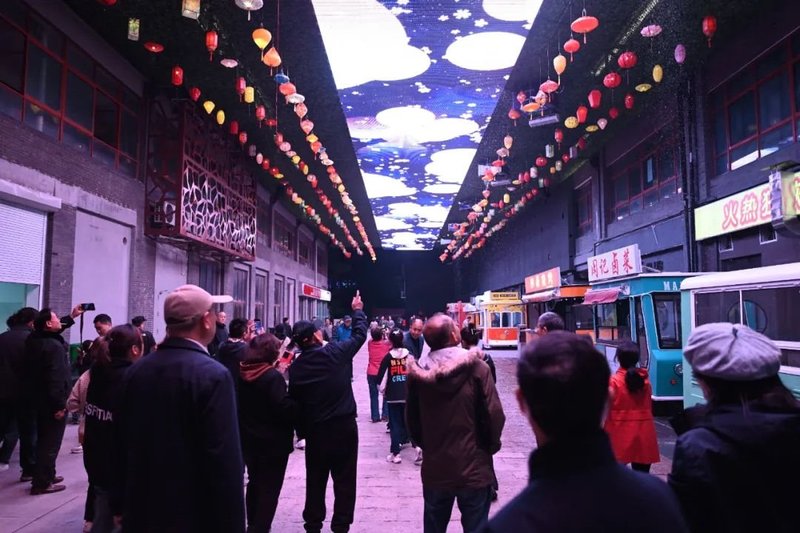 龙虾音乐嘉年华盛大开幕，洲明300平米LED超清大屏助力五一狂欢