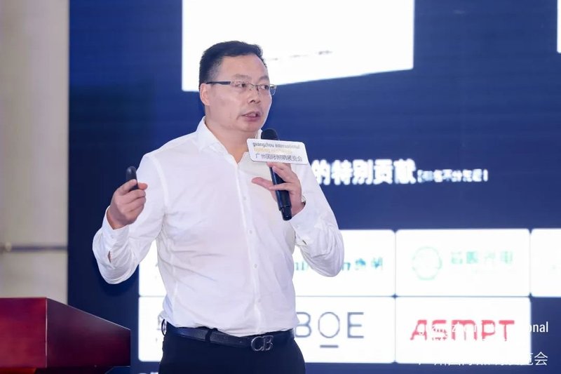 鸿利智汇携“一体两翼”技术产品亮相2024光亚展！