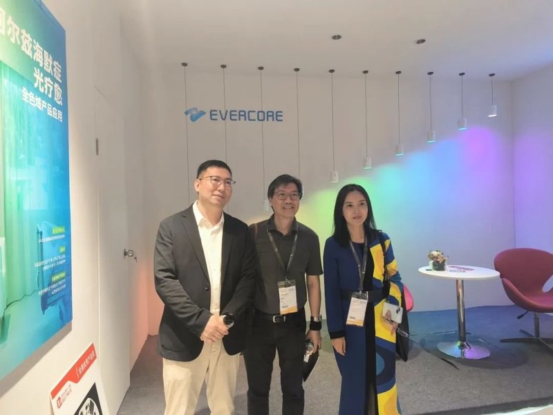 中昊·光亚展｜粹彩不落幕