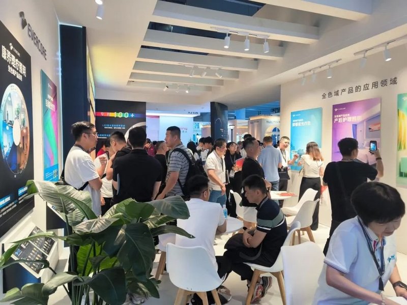 中昊·光亚展｜粹彩不落幕