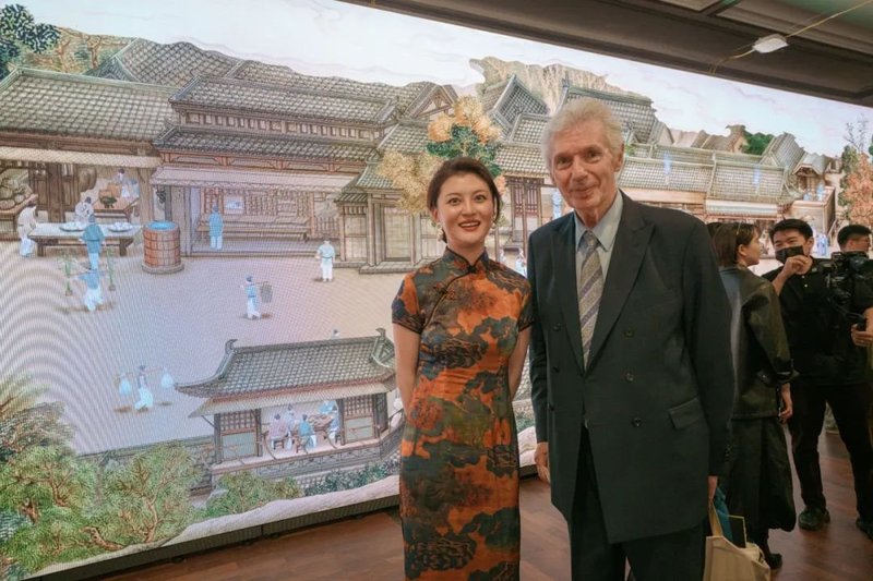 中法建交60周年丨洲明数字展陈方案亮相巴黎“金陵图数字艺术展”