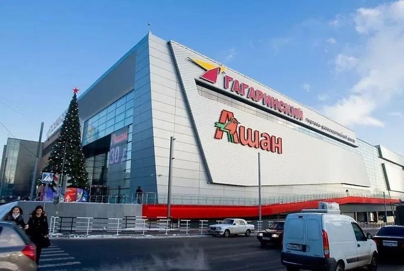 南京德基广场丨全球首块透声LED巨幕屏震撼启幕，电影技术商业应用迎来革命性突破