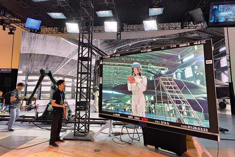 科技赋能电影｜奥拓电子与中影联手亮相重庆科技电影周