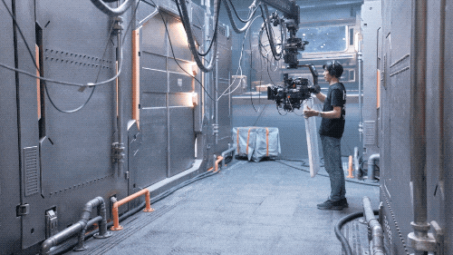 电影《流浪者号》先行预告丨中国首支！全程由虚拟拍摄技术制作完成的剧情长片