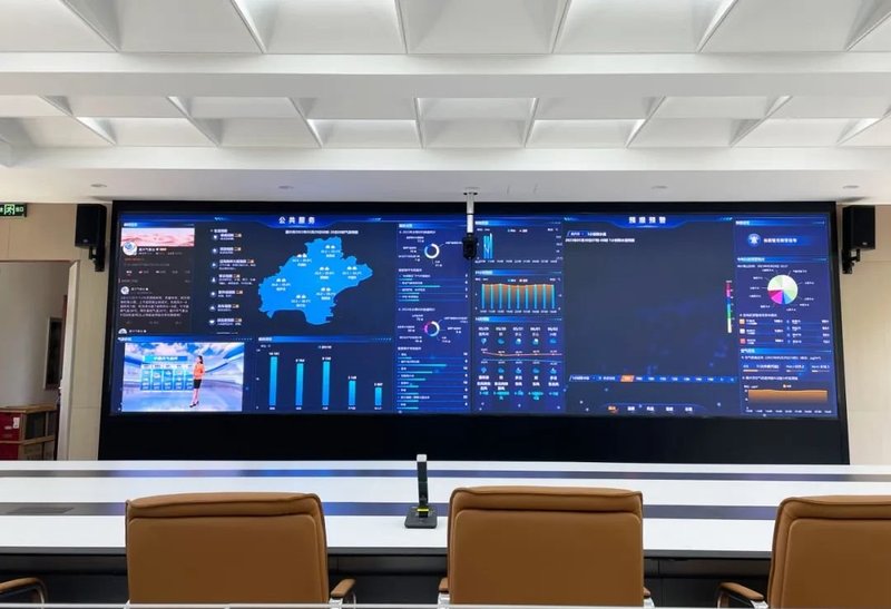 实现精准监测！雷曼COB超高清大屏助力数字气象可视化
