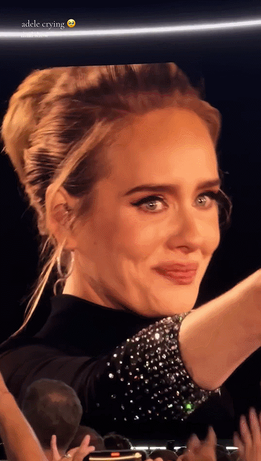 世界最大！仅此一块！世界歌星阿黛尔慕尼黑演唱会掀起演唱会的巨屏风潮！