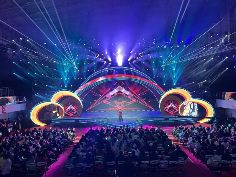 案例分享丨深德彩助力各地春晚，璀璨开启2025！