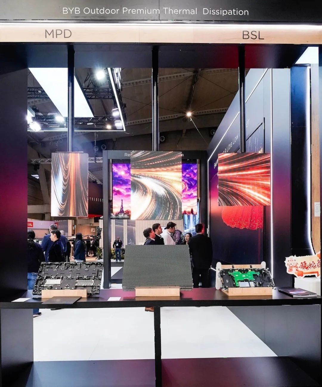 ISE 2025：京东方MLED重要突破