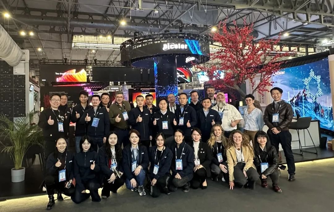 展会动态丨深德彩闪耀ISE 2025，创新设计火速提名，秒杀全场！
