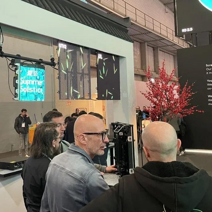 展会动态丨深德彩闪耀ISE 2025，创新设计火速提名，秒杀全场！