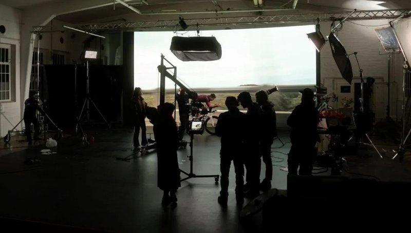 奥地利首个虚拟影棚启用，奥拓电子引领欧洲影视工业新变革