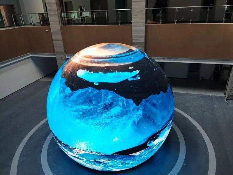 雷曼康硕展LED球形屏落地临沂莒南县科技馆 打造沉浸式科普体验空间