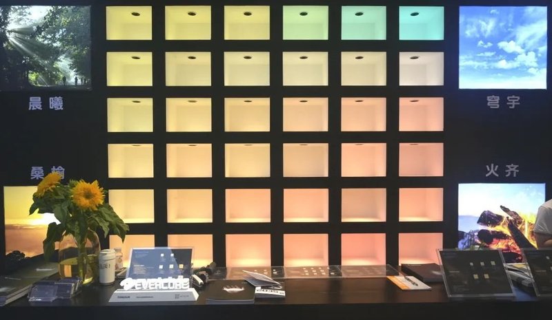 首日盛况：科技与光影的盛宴