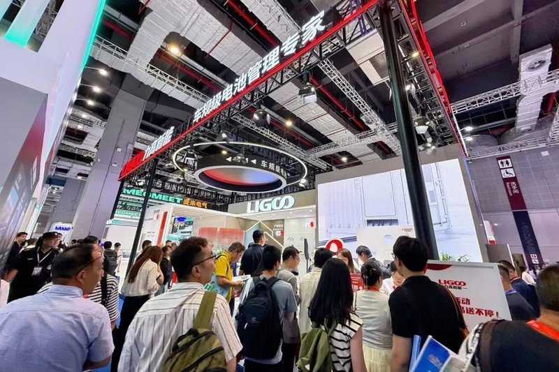 AI炸场！35家储能企业同台竞技