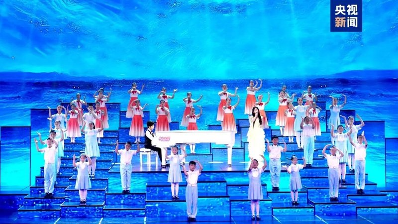 利亚德近2000㎡巨幕震撼登场，央视六一晚会科技感“爆表”